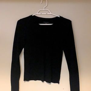 Cropped long sleeve shirt